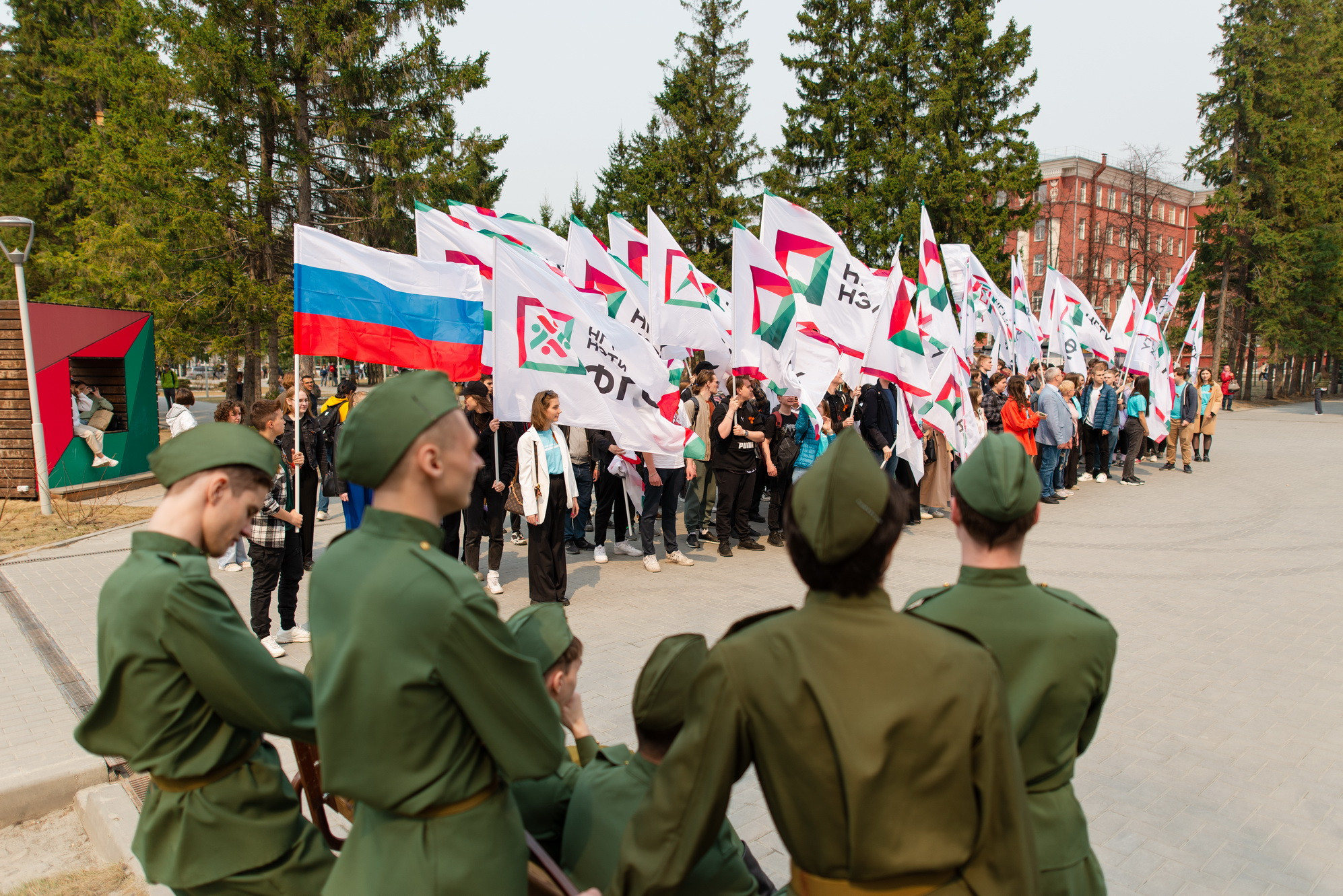 Мероприятия 8 мая новосибирск. Акция Наследники Победы. День Победы (1945) фото. 9 Мая Новосибирск 2023. 9 Мая прошлое и современность.