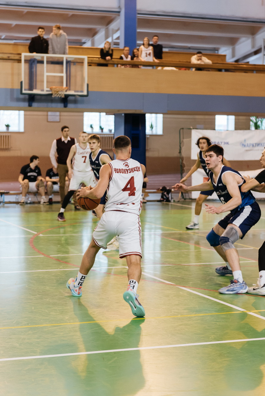 Баскетбол, дивизион «Сибирь», фотография: К. Тумаева
