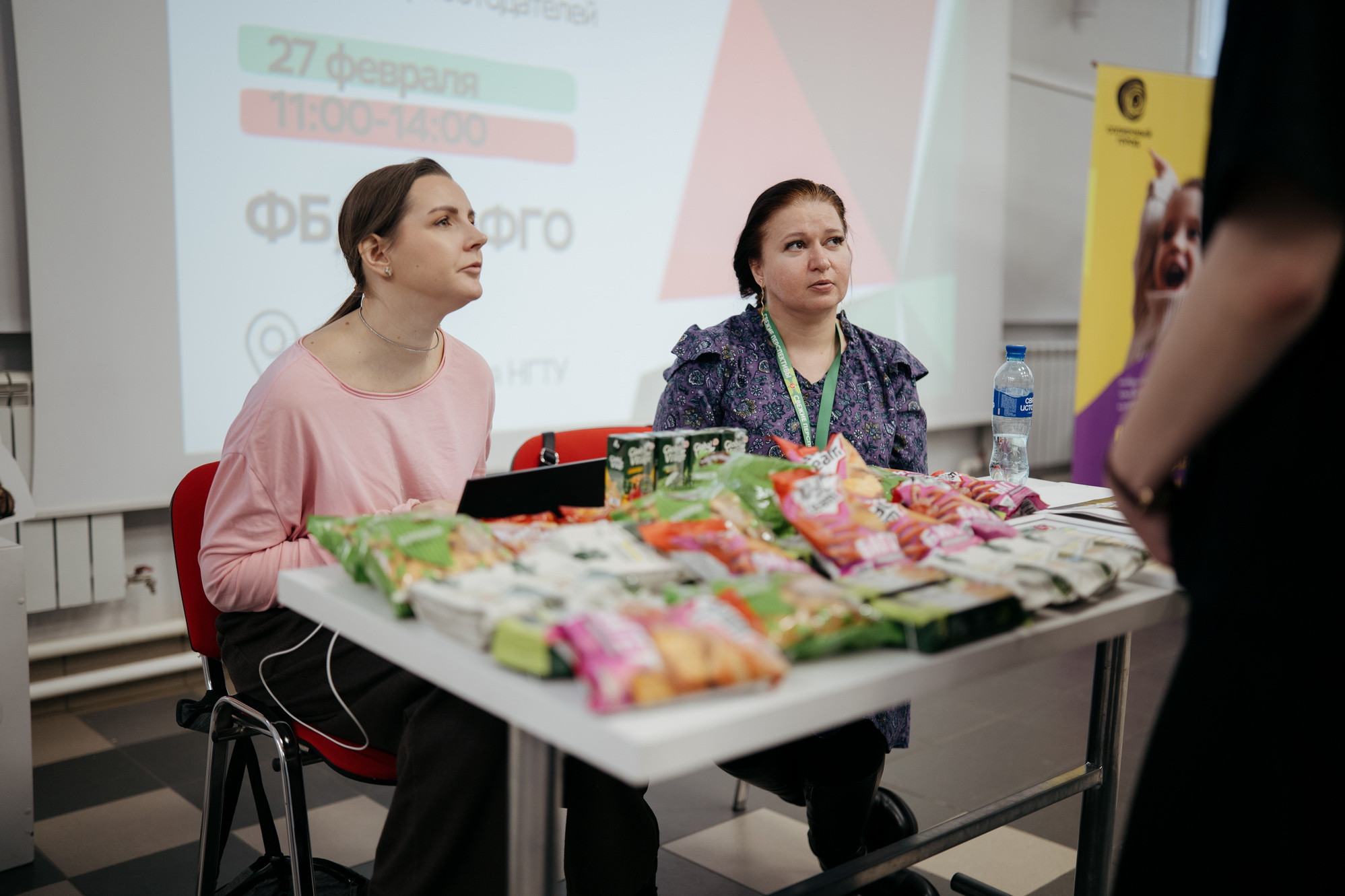 В НГТУ НЭТИ прошла стендовая выставка предприятий-партнеров, фотография: В. Гуськов