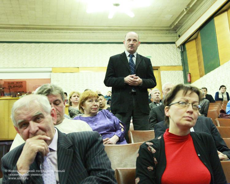 02.04.10 Встреча с кандидатами на должность ректора НГТУ, фотография: В. Невидимов