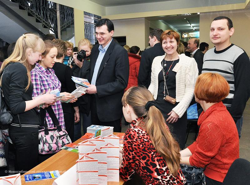 27.03.11     День открытых дверей в НГТУ, фотография: В. Невидимов