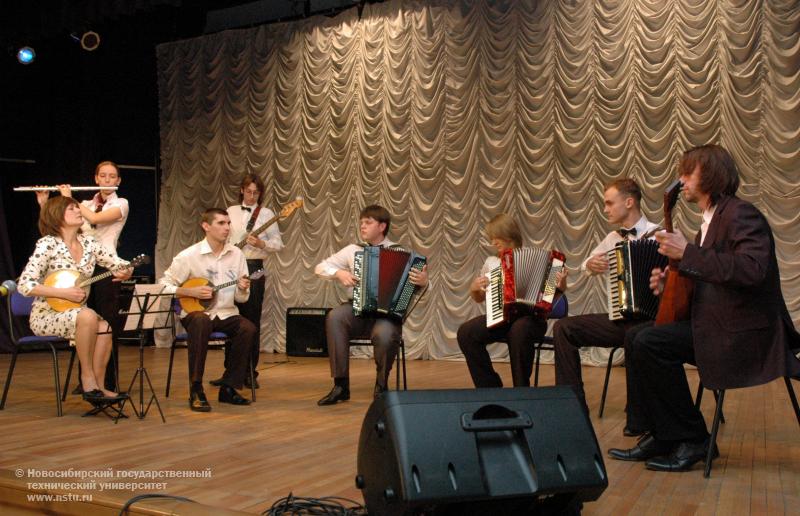 16 сентября состоится концерт-презентация творческих коллективов Центра культуры НГТУ , фотография: В. Кравченко