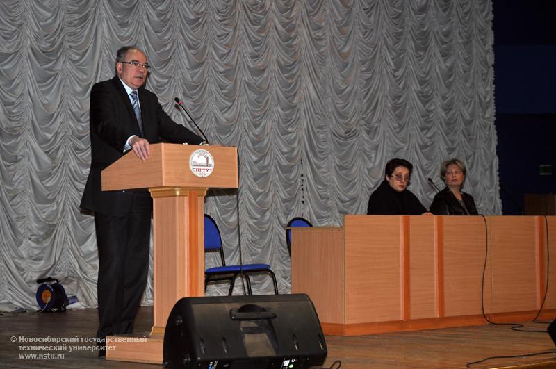 23.01.12     Встречи деканов НГТУ с будущими абитуриентами и их родителями , фотография: В. Кравченко