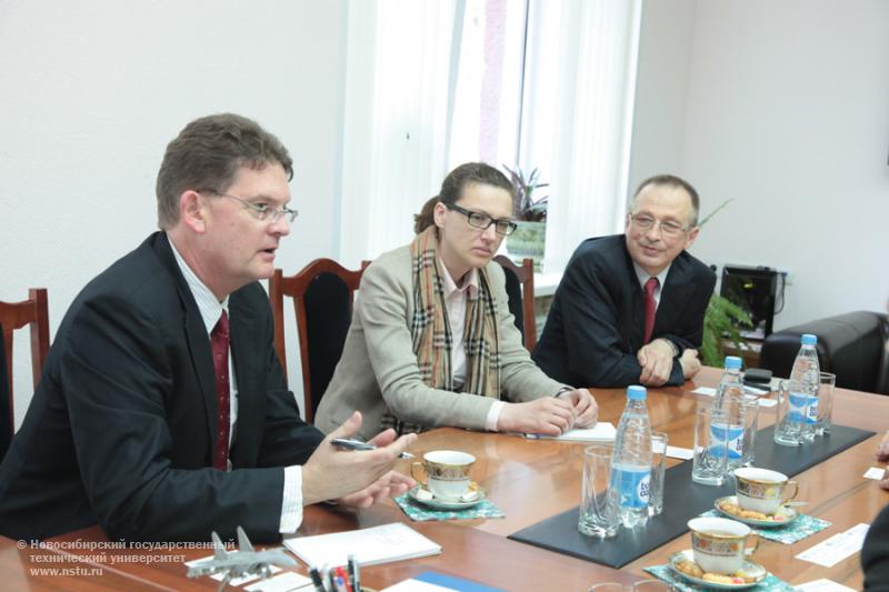 23.05.12     Визит делегации Австралийской торговой комиссии в НГТУ, фотография: В. Невидимов