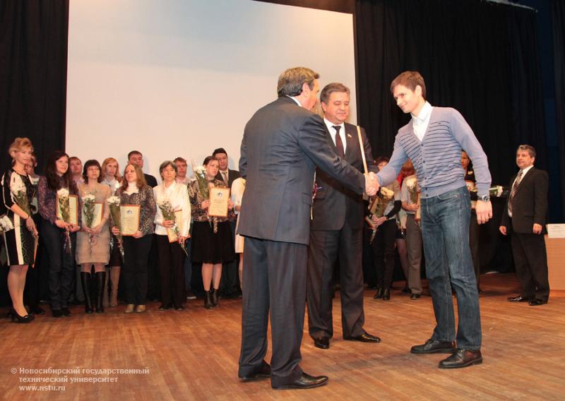 14.05.13     Научно-практическая конференция «Успешные проекты молодых ученых городу Новосибирску» пройдет в НГТУ, фотография: В. Невидимов