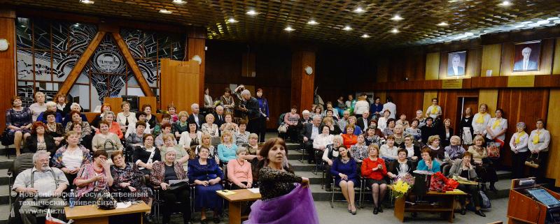 28.04.14     28 апреля состоялся выпускной на Народном факультете НГТУ , фотография: В. Невидимов