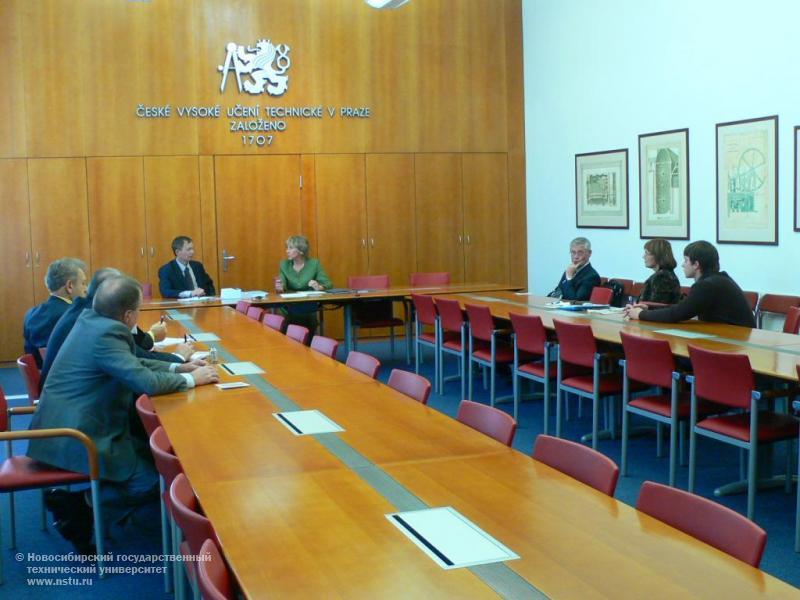 Курсы повышения квалификации и стажировки – 2007. Чешский университет (Прага) , фотография: В. Невидимов