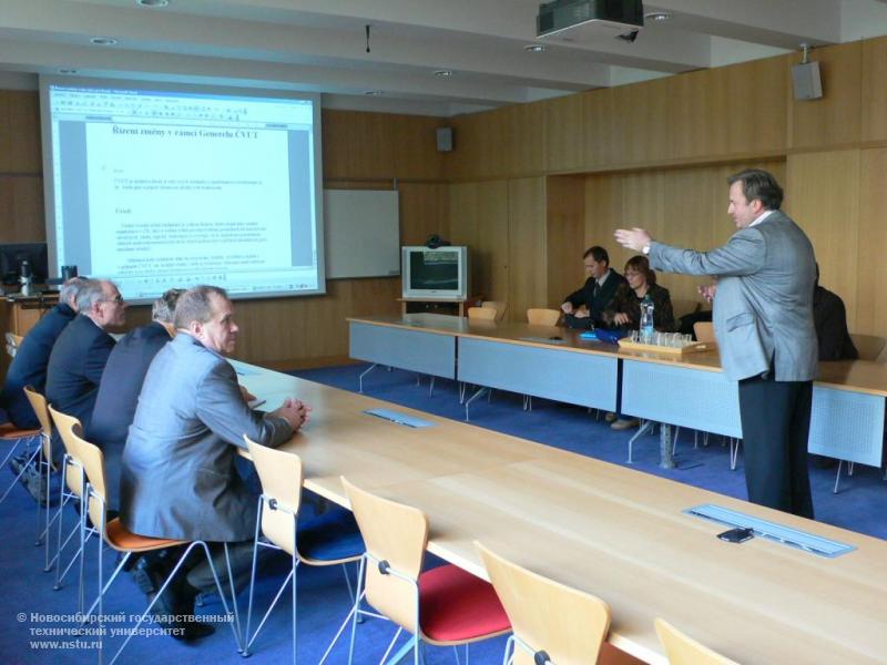 Курсы повышения квалификации и стажировки – 2007. Чешский университет (Прага) , фотография: В. Невидимов