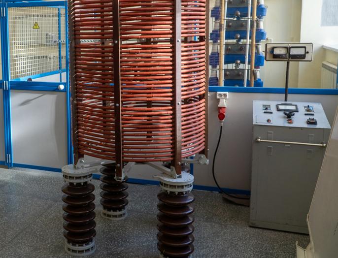 Ученые НГТУ НЭТИ разработали устройство для продления срока службы дорогостоящего оборудования подстанций
